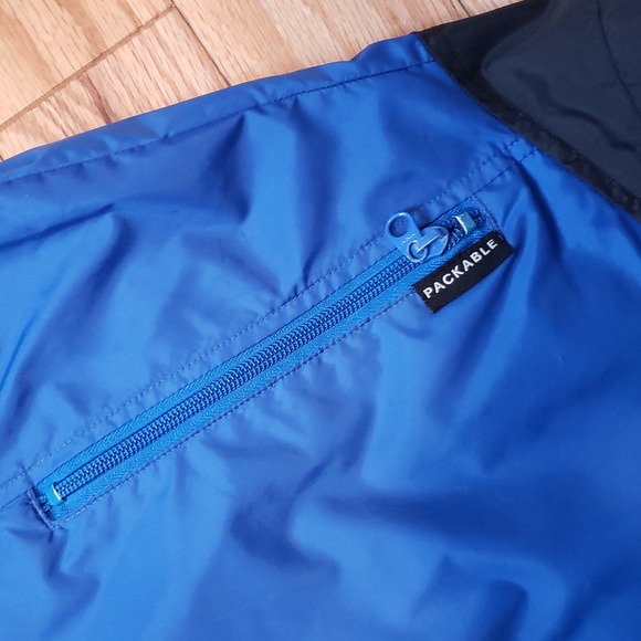 Vintage Columbia Sportswear Packable Windbreaker - Picture 6 of 13